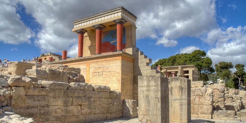 MINOAN PALACE OF KNOSSOS